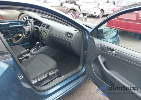 2015 Volkswagen Jetta 2.0L S z USA, uszkodzony, nr VIN 3VW2K7AJ0FM347625